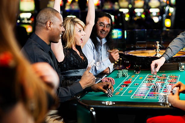 Live roulette table interface on mobile phone